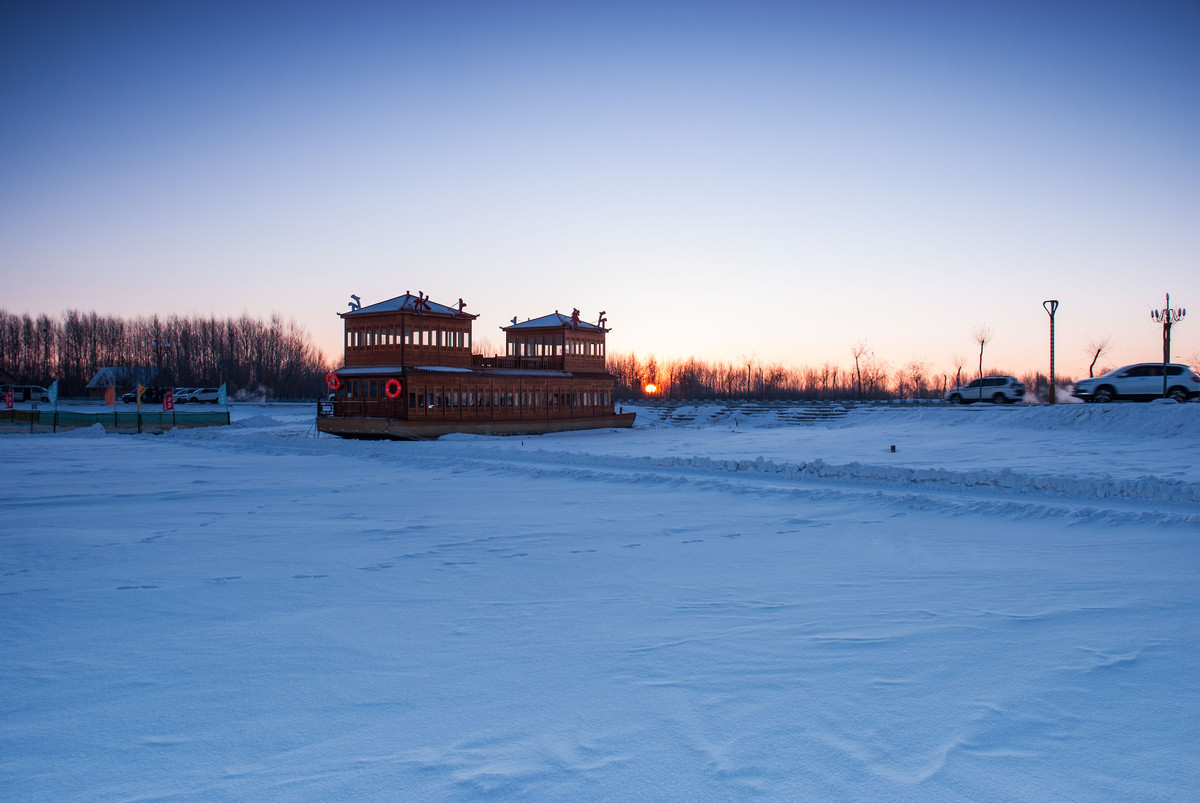 梅里斯冬捕节之风景