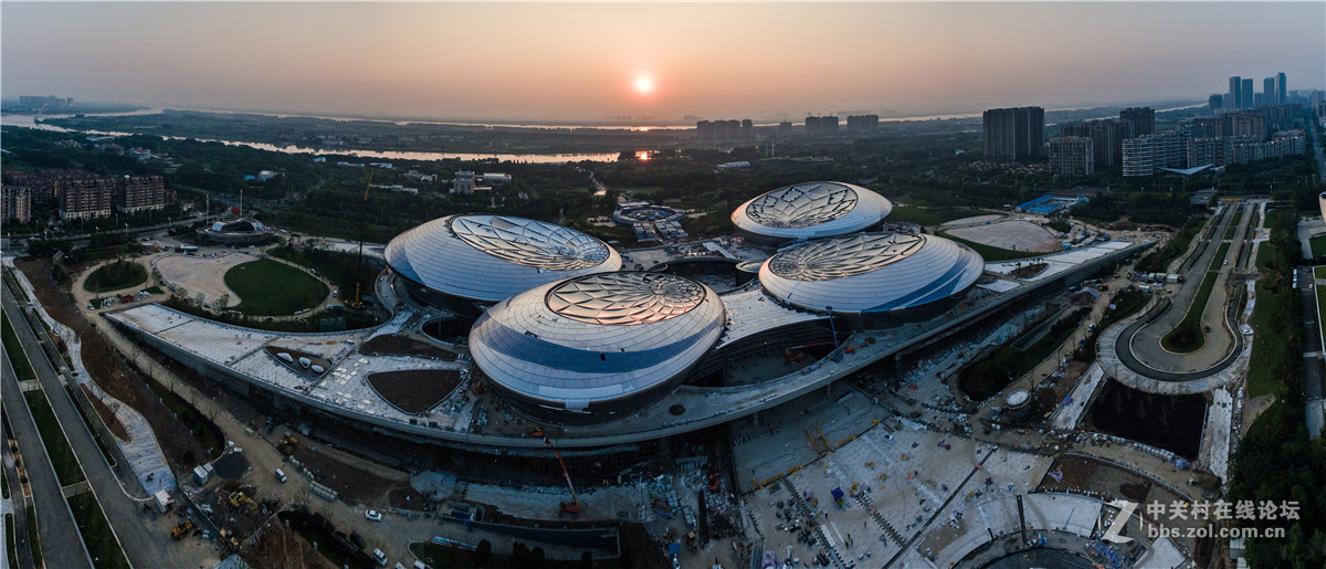 在建的江苏大剧院