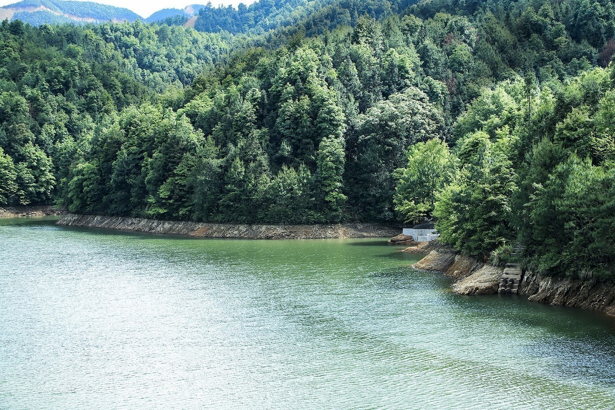 赣州蓉江新区龙孜里水库风景