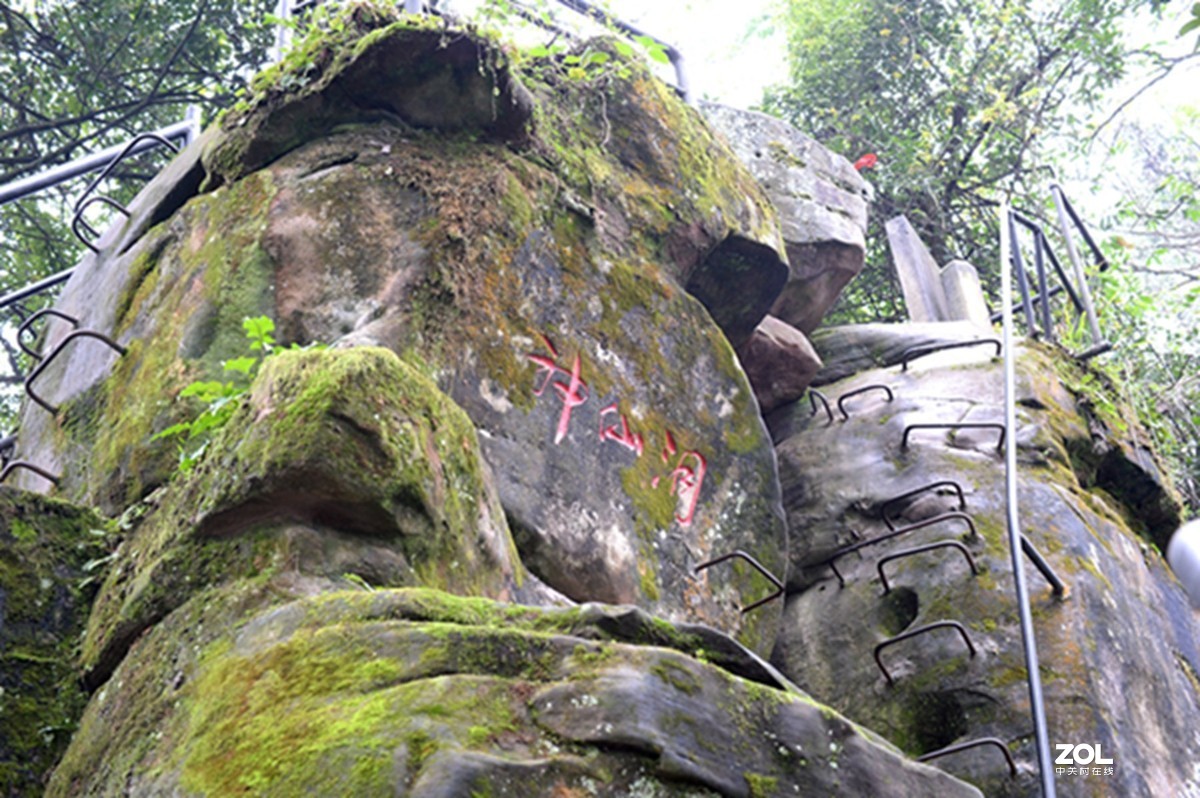 尼康AIS50 1.2游拍圣灯山