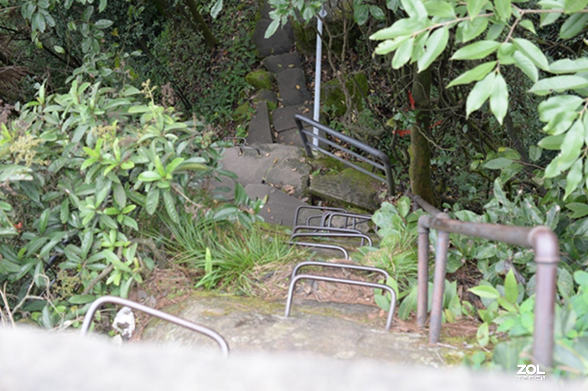 尼康AIS50 1.2游拍圣灯山