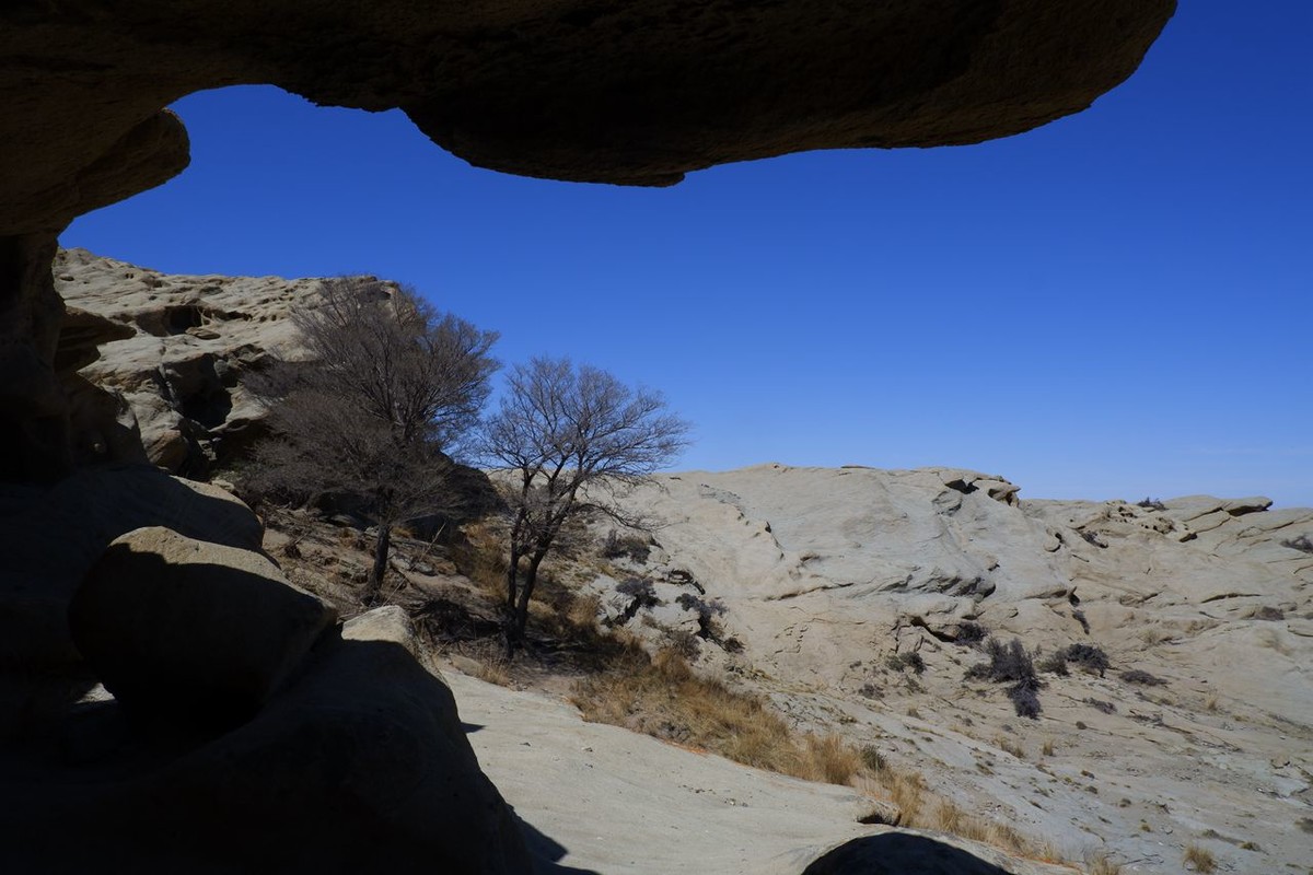 贺兰山里有个神奇的地方——石柱子客栈（上）