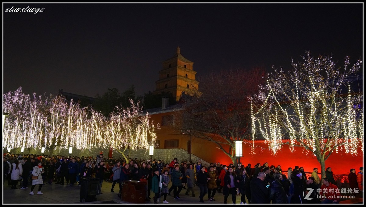 西安   大雁塔激光表演