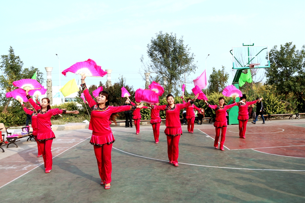 重阳节趣味运动会花絮