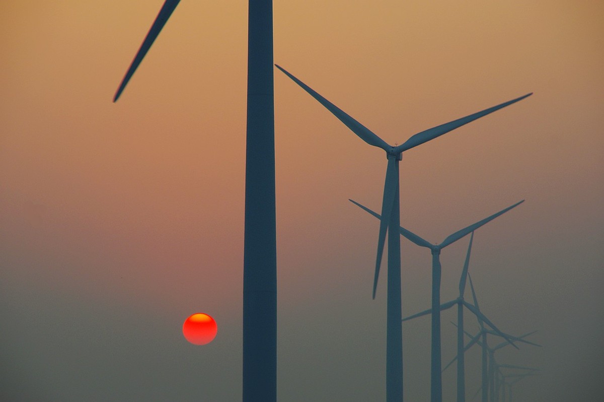 黄海之滨－红日印风车