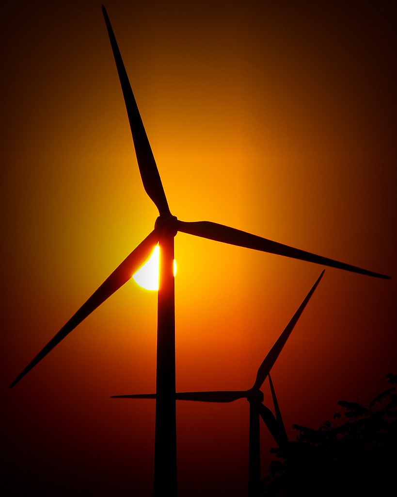 黄海之滨－红日印风车