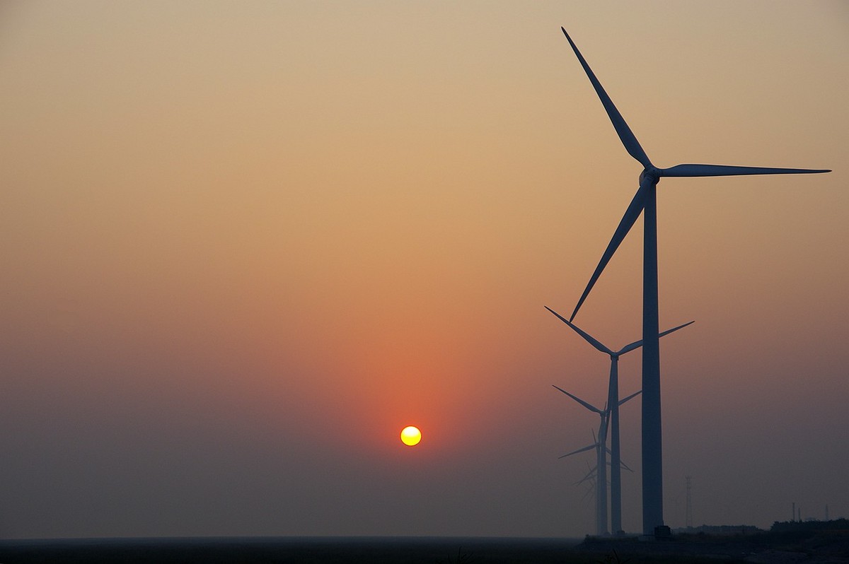 黄海之滨－红日印风车