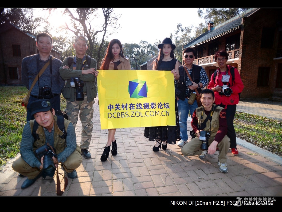 周日好友欢聚中大校园---(模特小瑜)。