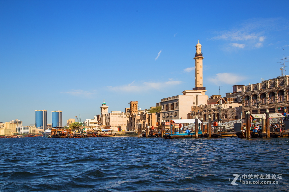 迪拜“水上的士”