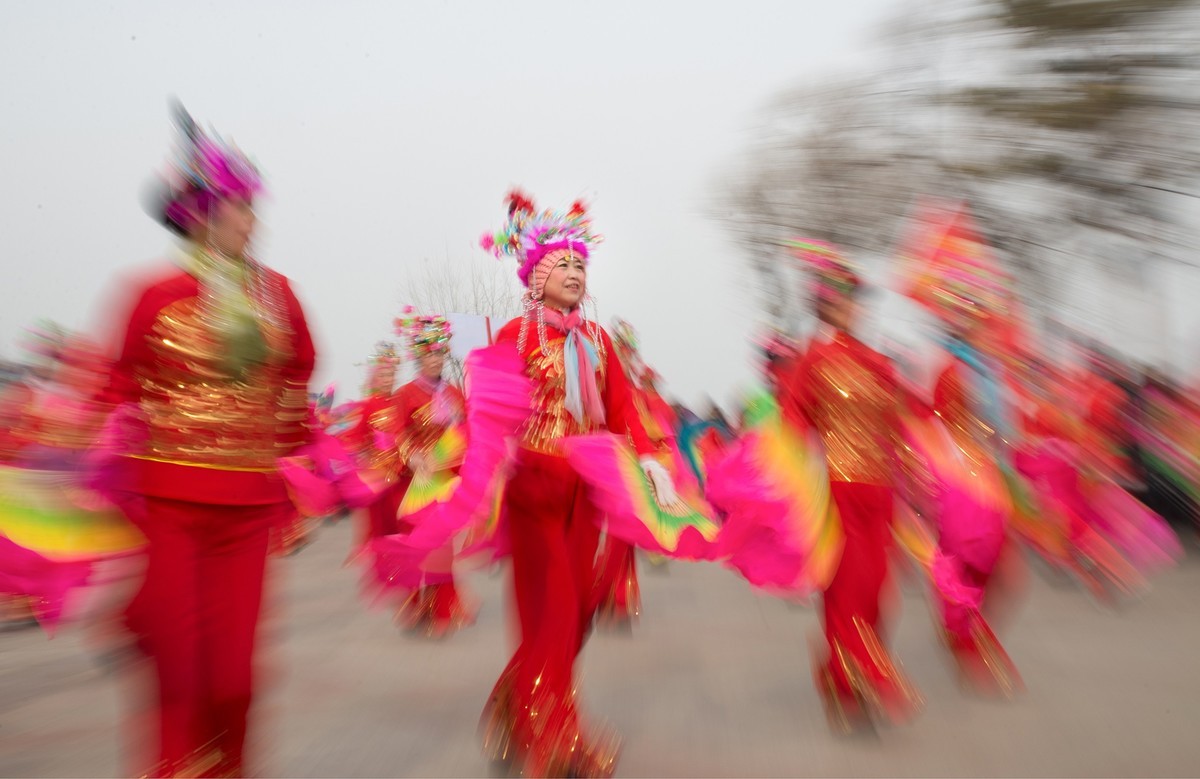 正月十五闹元宵，东北大秧歌扭起来！