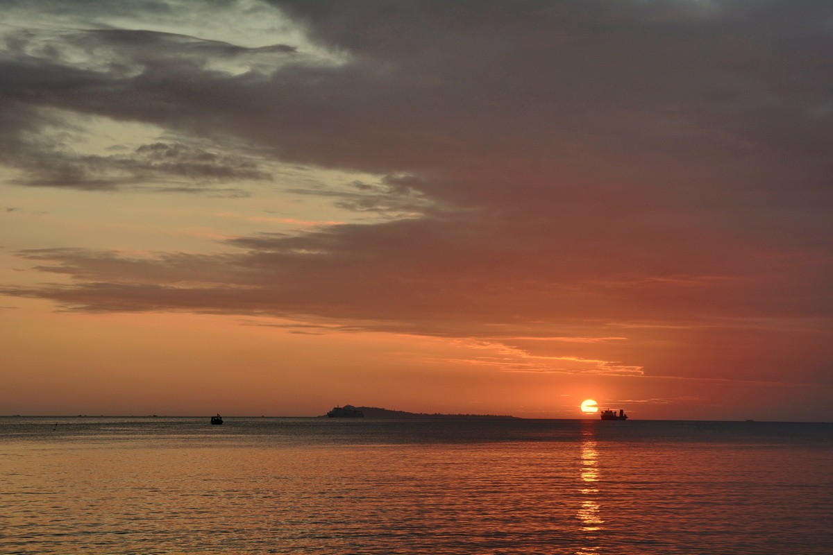 南海夕阳