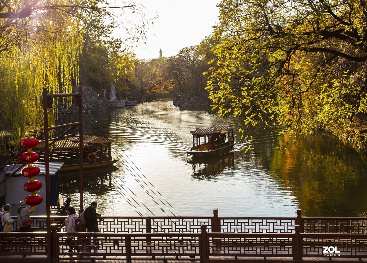 #ZOL月赛晒秋# 颐和园苏州街-这边风景独好！