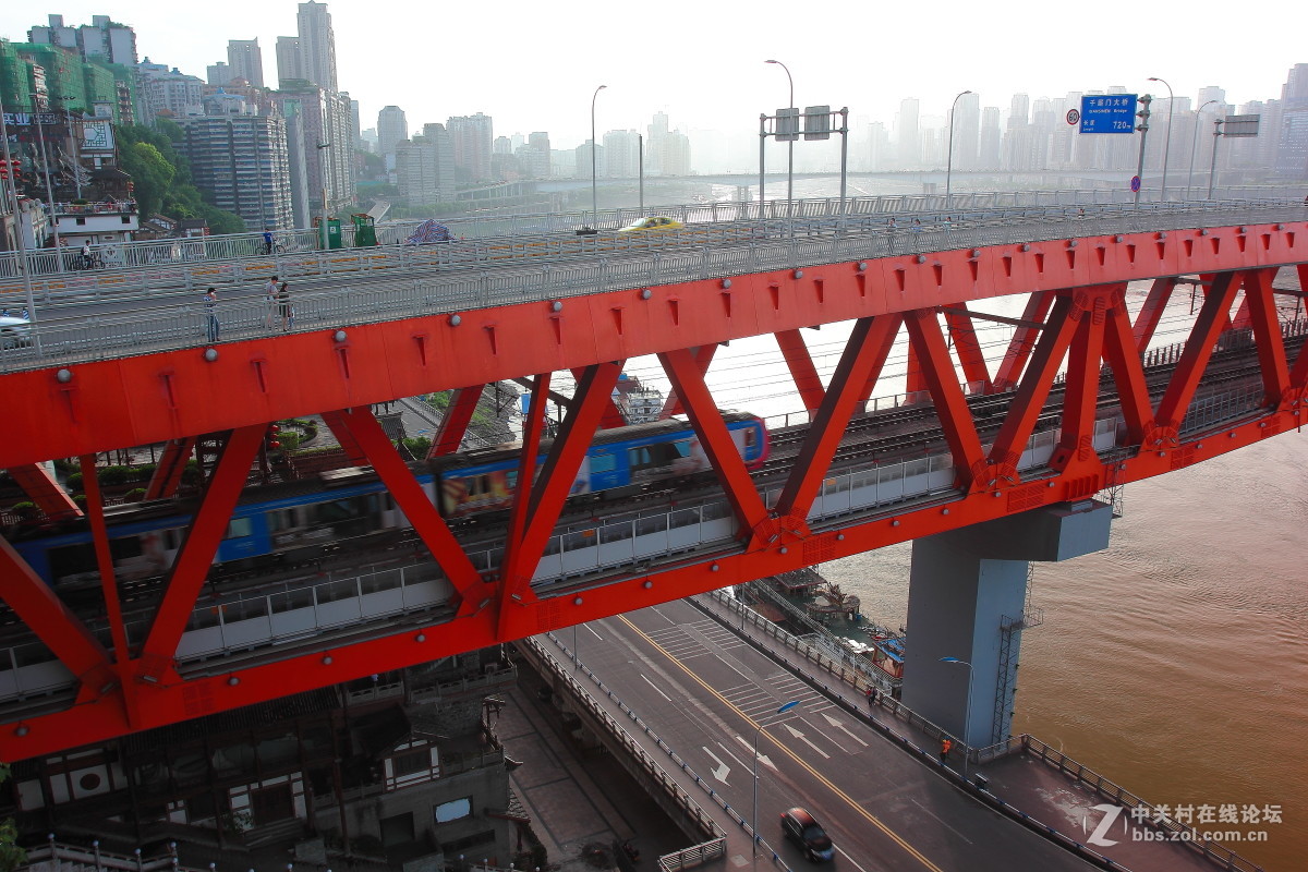 千厮门大桥南桥头随拍。