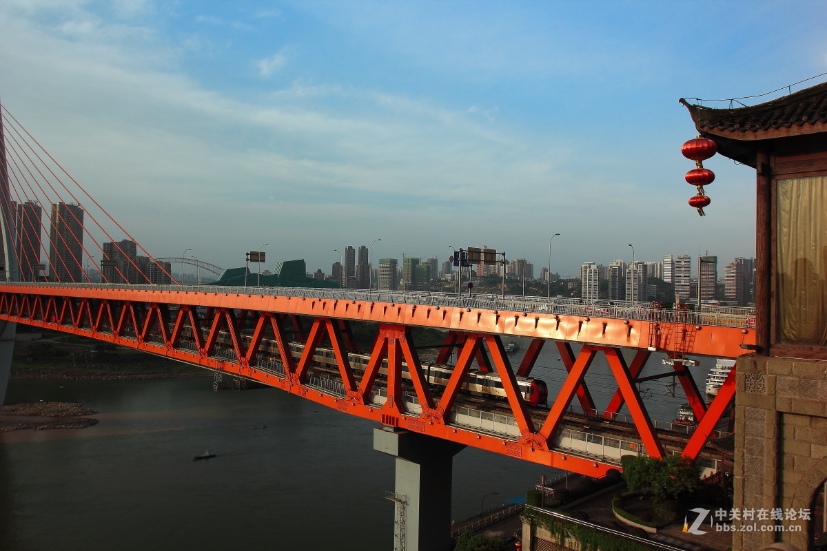 千厮门大桥南桥头随拍。