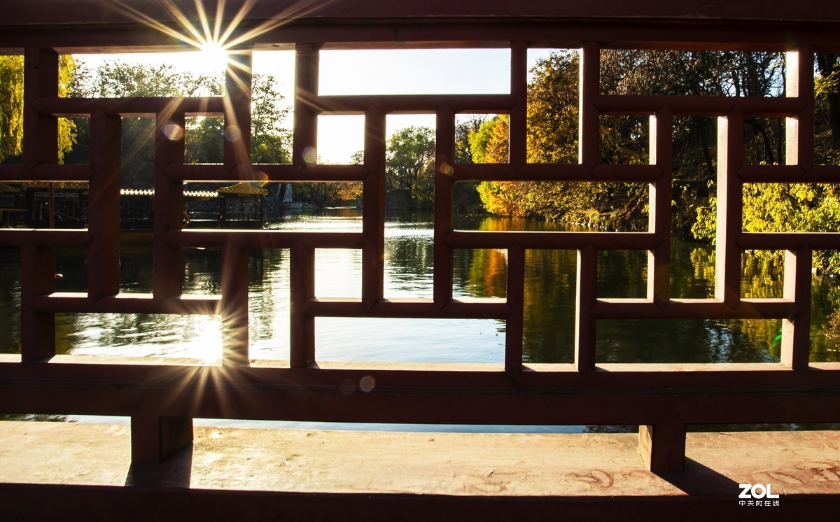 #ZOL月赛晒秋# 颐和园苏州街-这边风景独好！