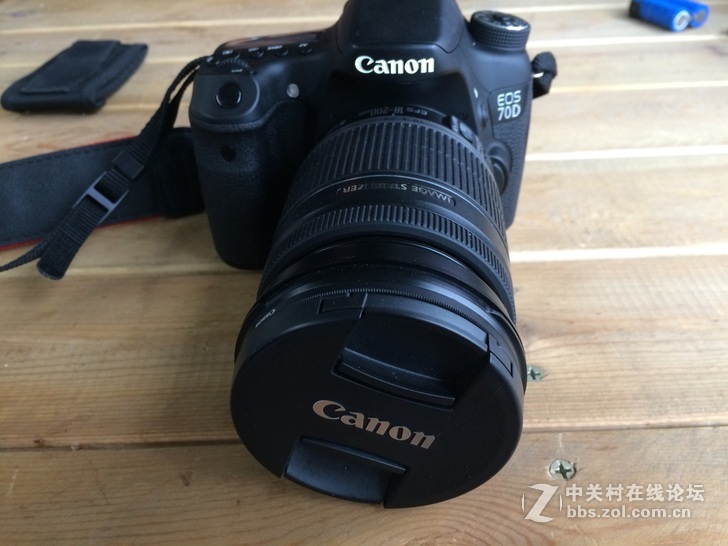 转让佳能70D + 佳能EF-S 18-200mm f/3.5-5.6 IS 套机出售。