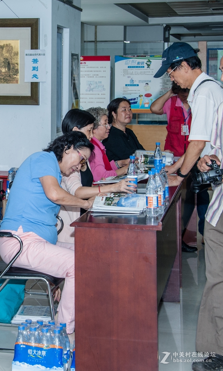 深圳老年摄影学会第四届换届选举花絮