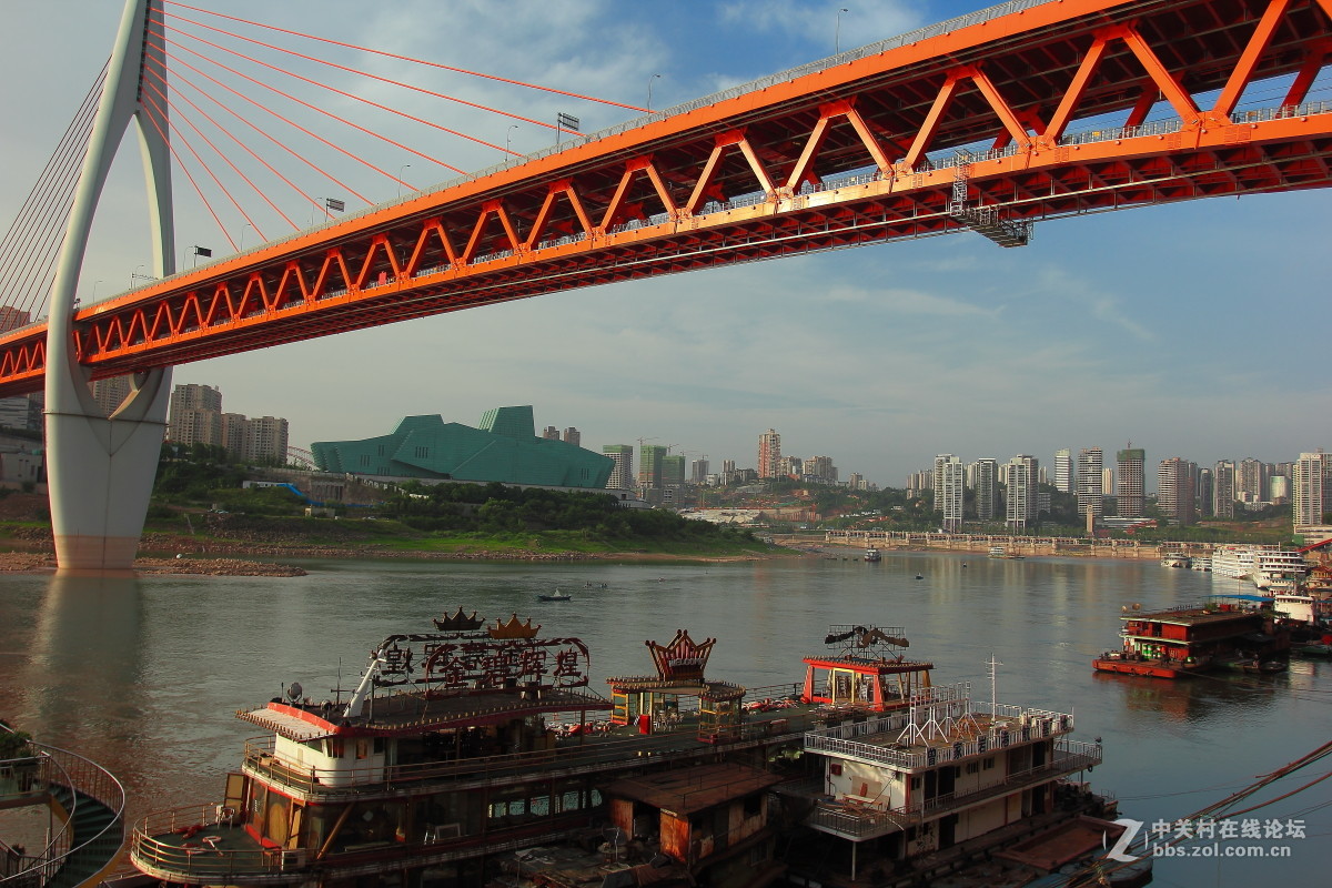 千厮门大桥南桥头随拍。