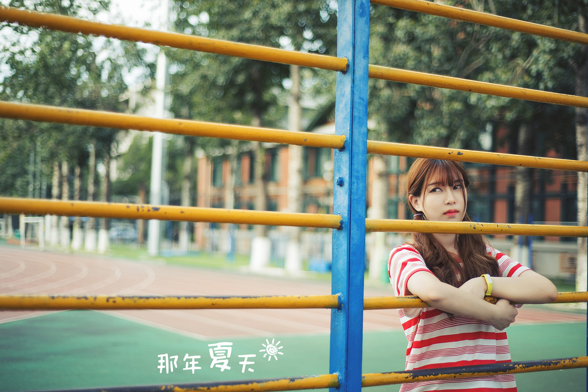 你自笑靥如花，镜头下留下你的芳华