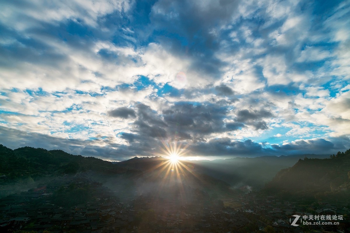 我眼中的《千户苗寨》