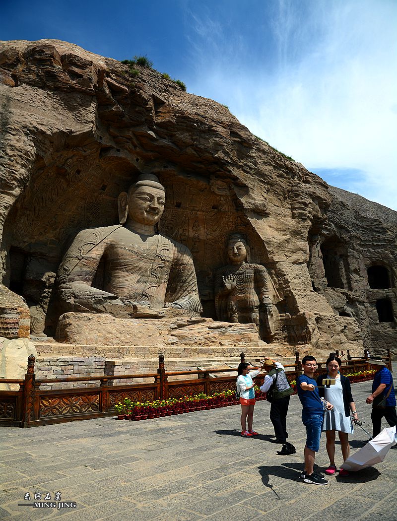 大同 ——  云冈石窟 。