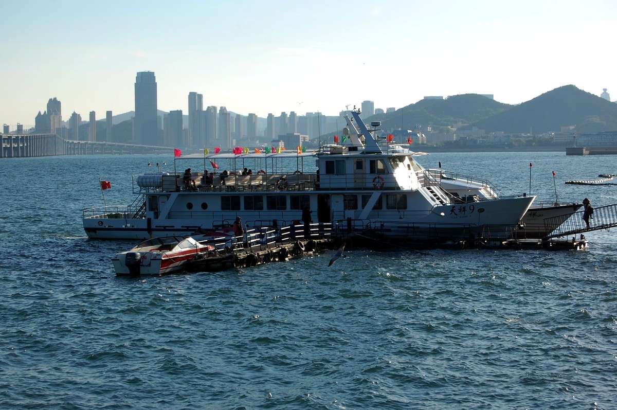 下午天气不错到海边拍几張