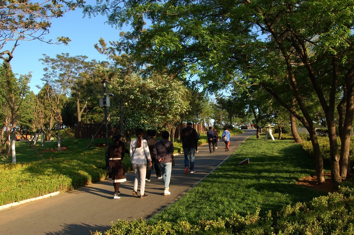 下午天气不错到海边拍几張