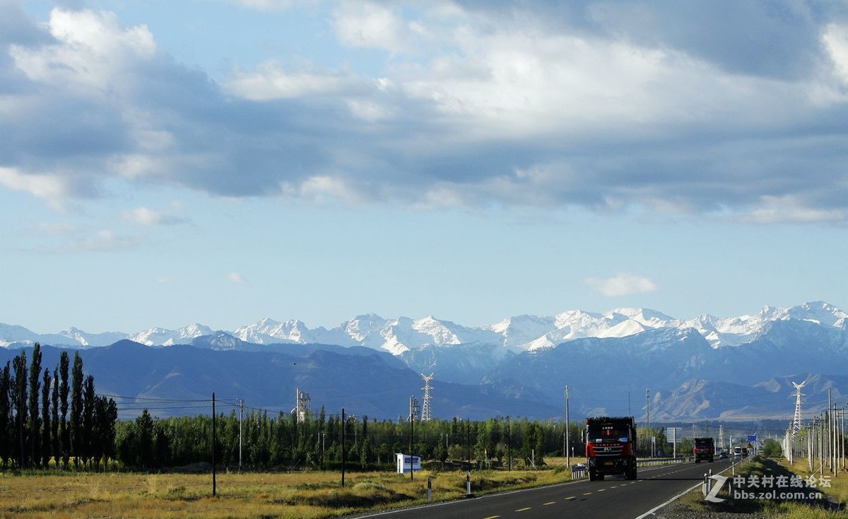西行漫记 47  伊昭公路
