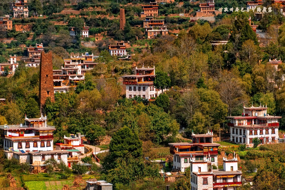 #ZOL月赛晒秋#2019 · 金秋川西行之十一：甘孜州丹巴县 · 中路藏寨