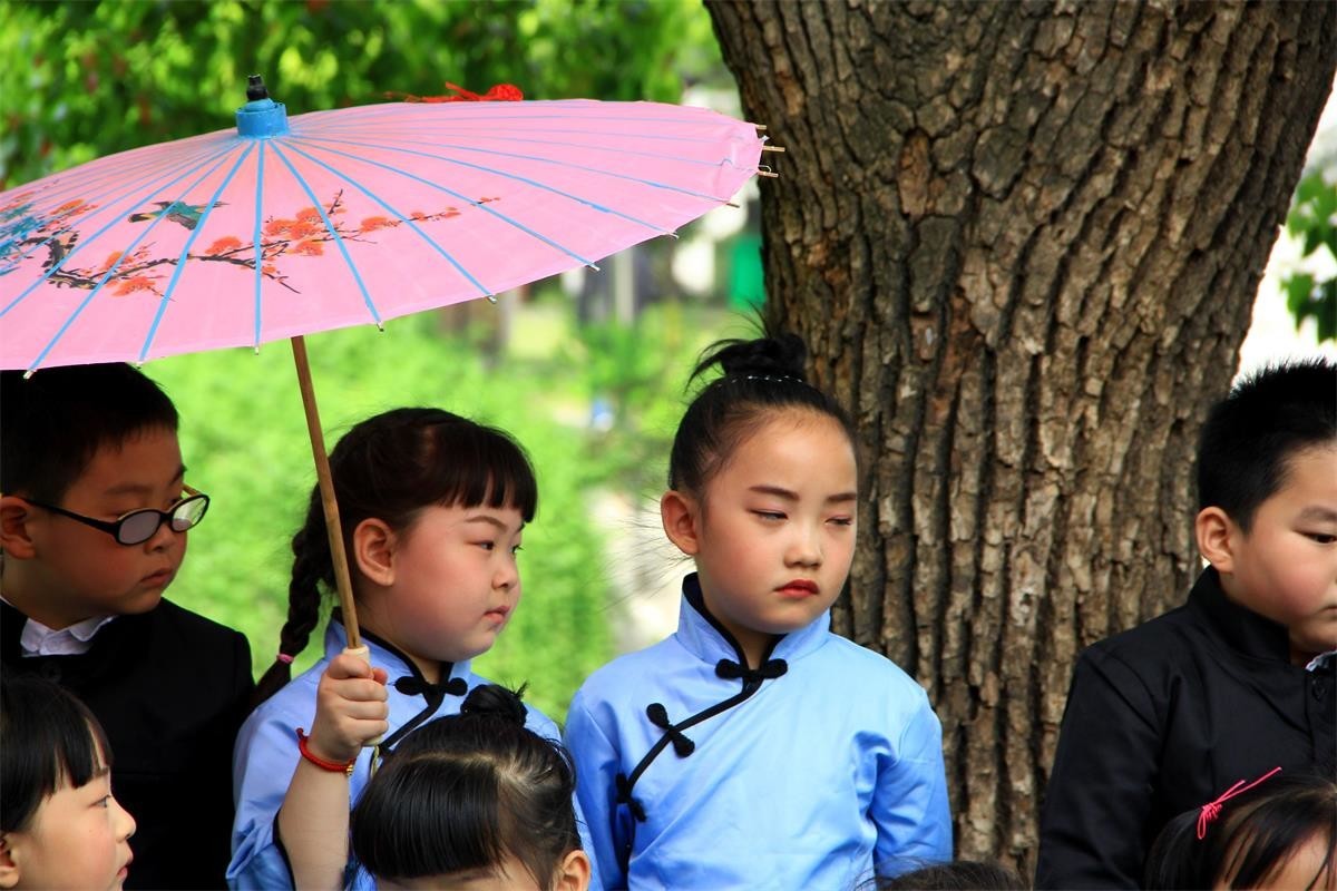 一群萌娃来照相