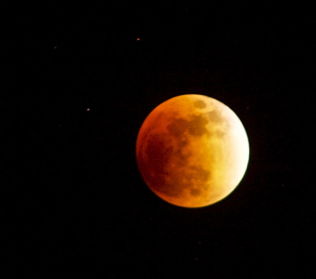 #我们一起拍月亮#+月上柳梢头 人约黄昏后