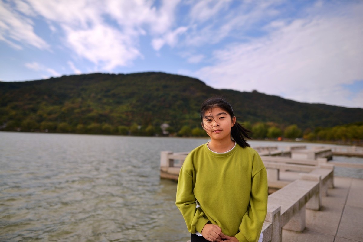 南北湖秋游D800E加适马24 1.4一镜走天下，能拍就拍拍不到就看看！