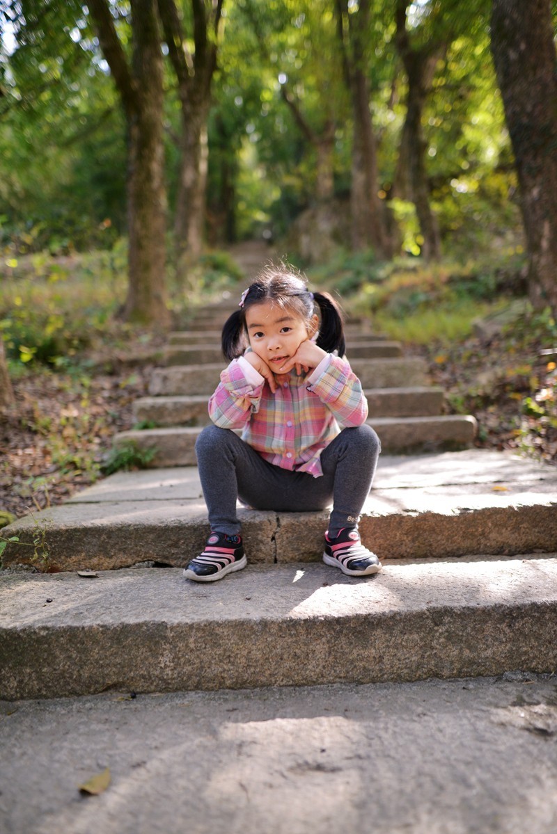 南北湖秋游D800E加适马24 1.4一镜走天下，能拍就拍拍不到就看看！