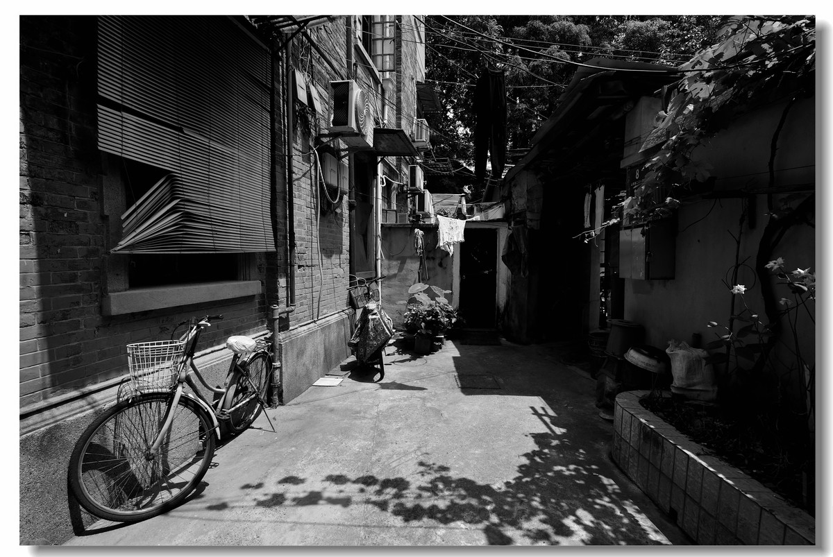 【携程攻略】上海山阴路景点,位于虹口区，是上世纪二三十年代上海文化界名人居住比较集中的一个街…