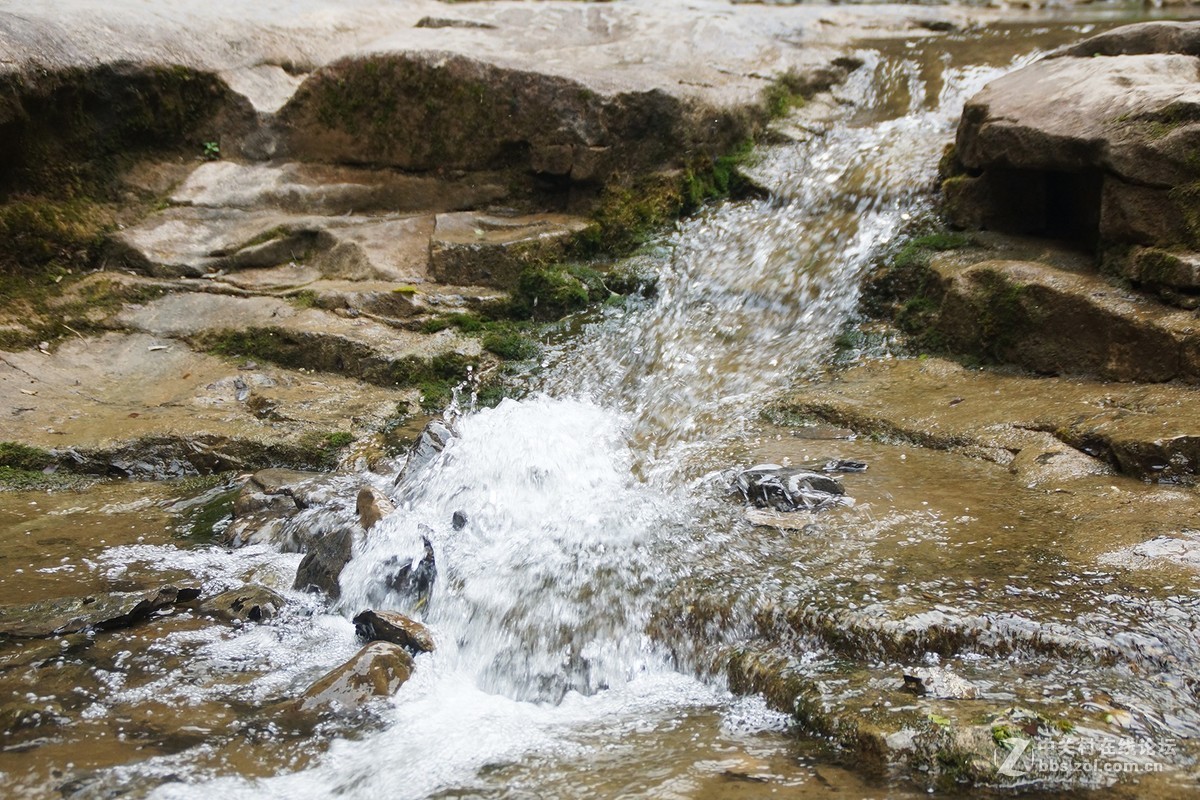 山西壶关-太行山之旅-红叶似火的红豆峡