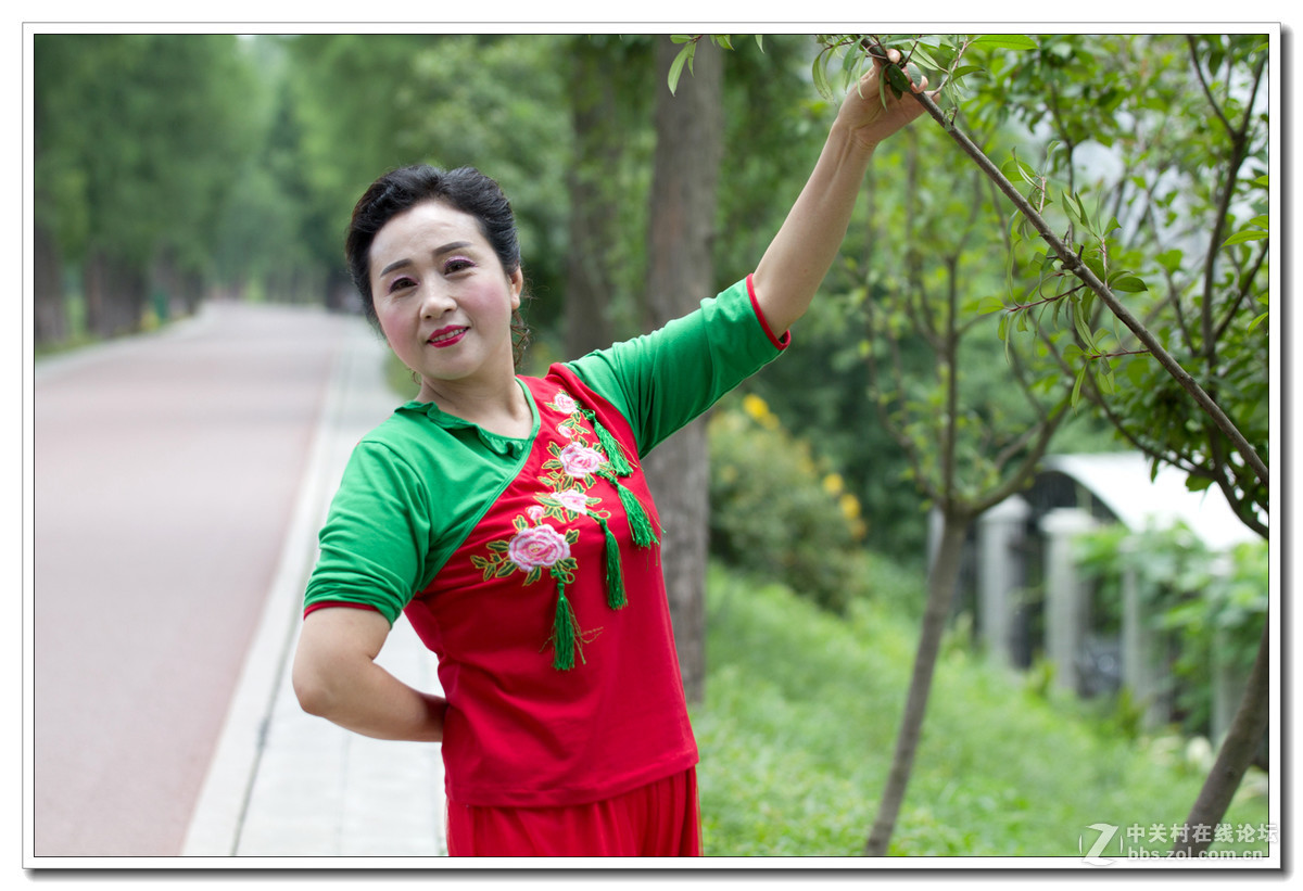 抓拍［舞蹈队的婆娘们］