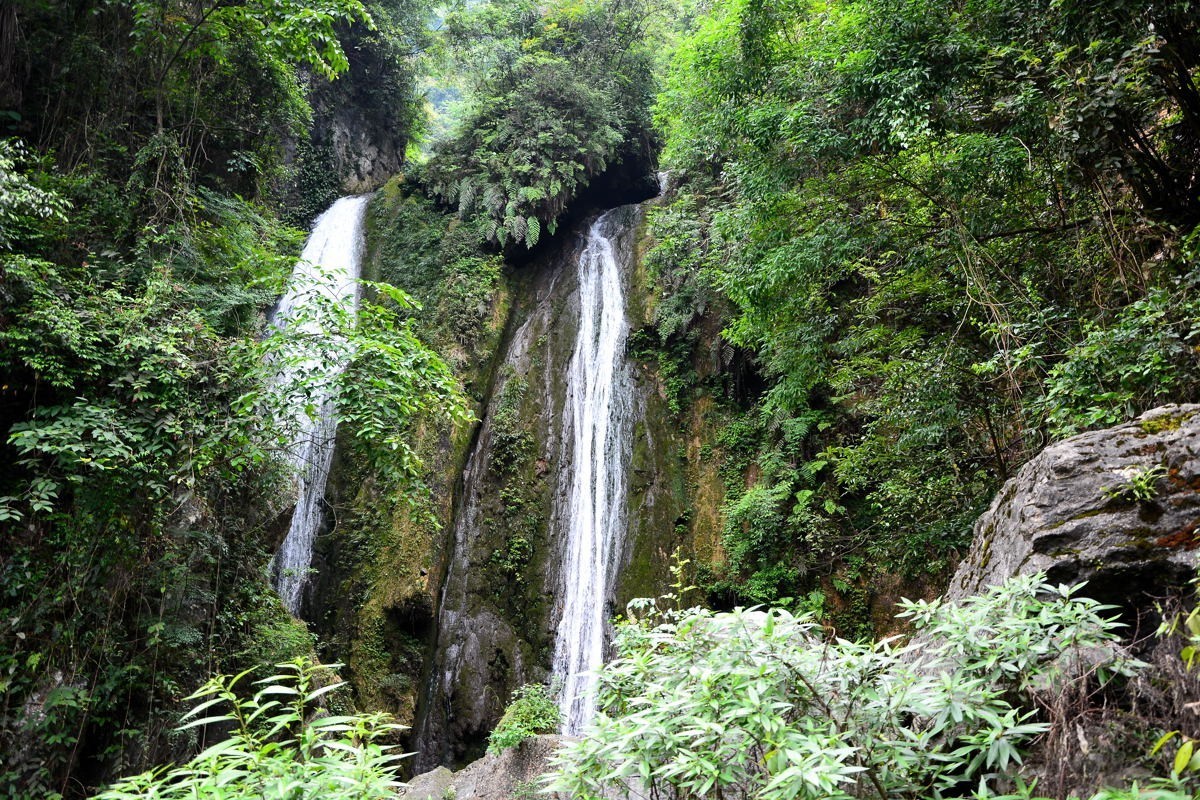 湖北宜昌三峽九鳳谷景觀