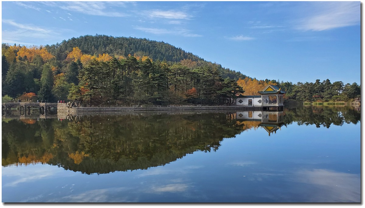 #ZOL月赛晒秋#_湖光秋色