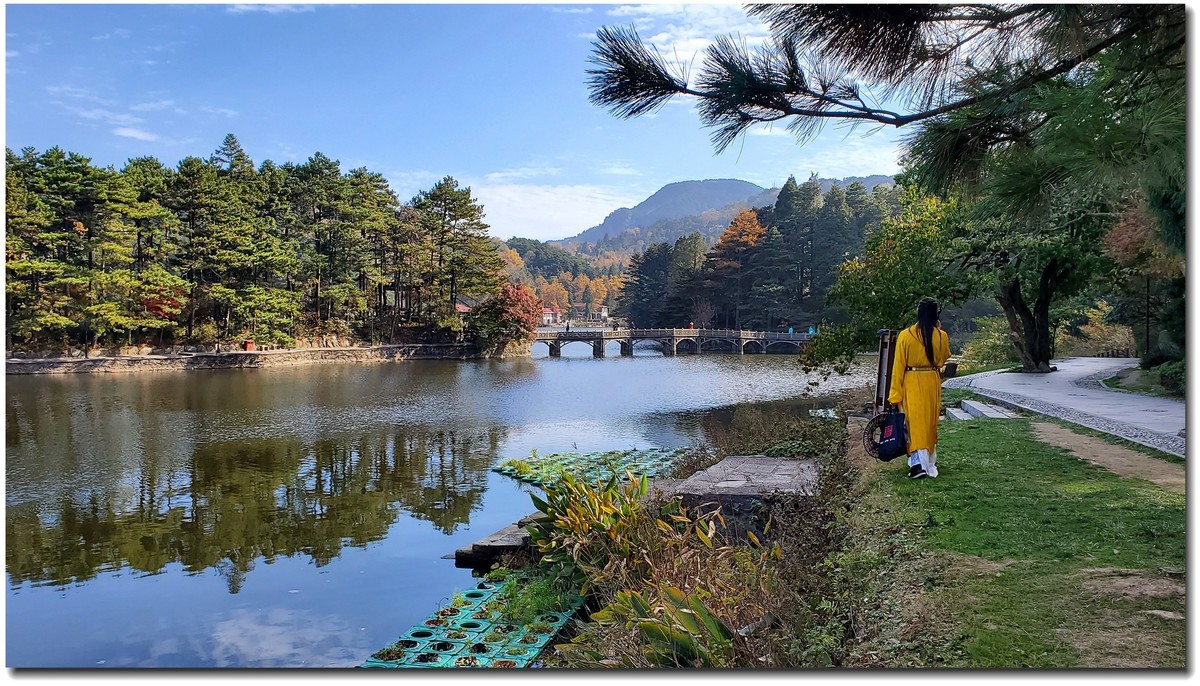 #ZOL月赛晒秋#_湖光秋色