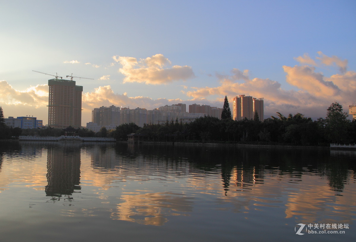 蒙自南湖的早晨