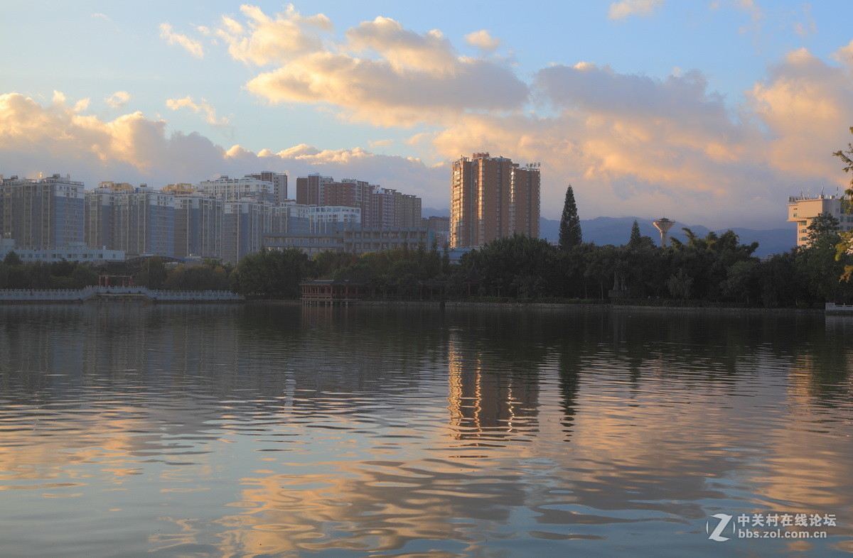 蒙自南湖的早晨