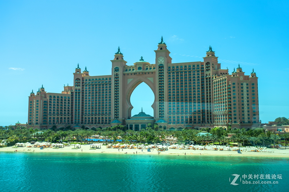 迪拜与阿布扎比