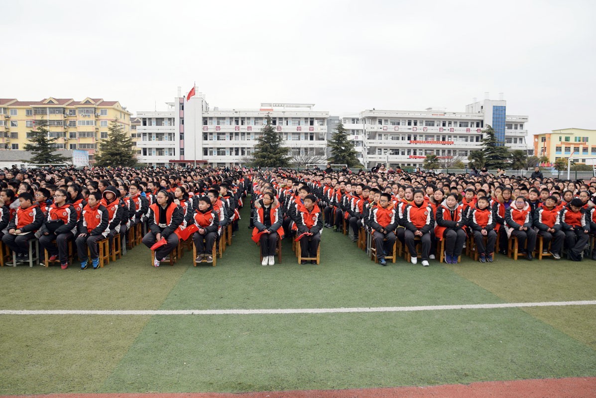 响水第一初级中学首届校园十佳歌手总决赛