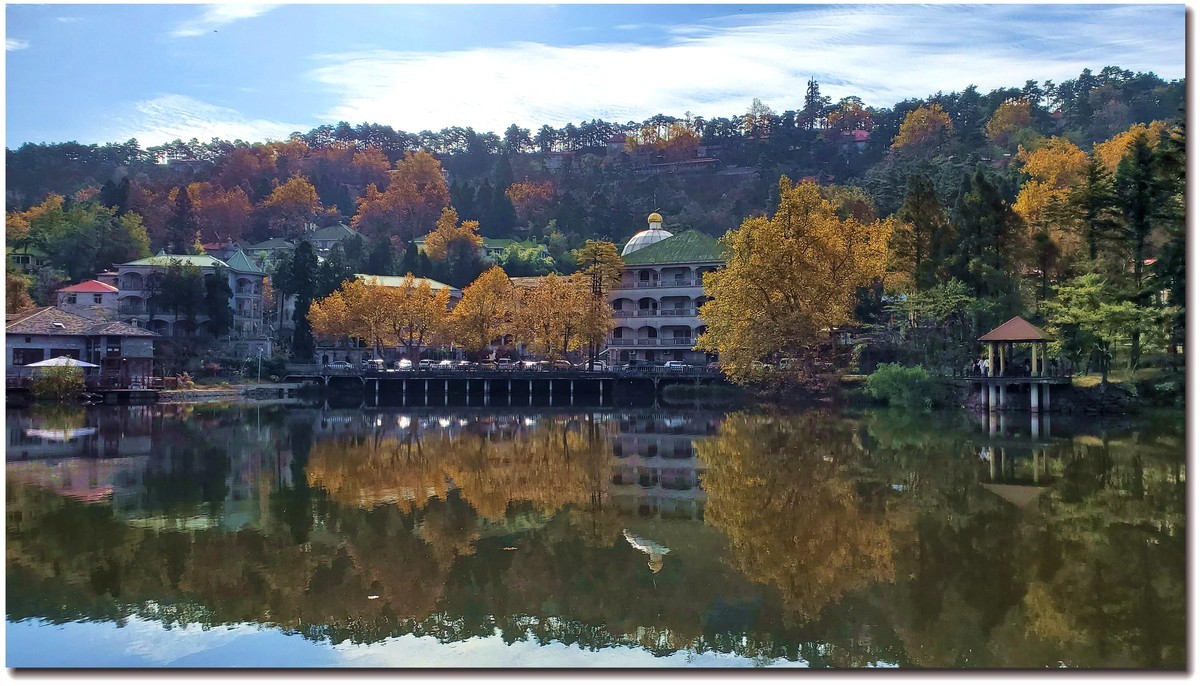 #ZOL月赛晒秋#_湖光秋色