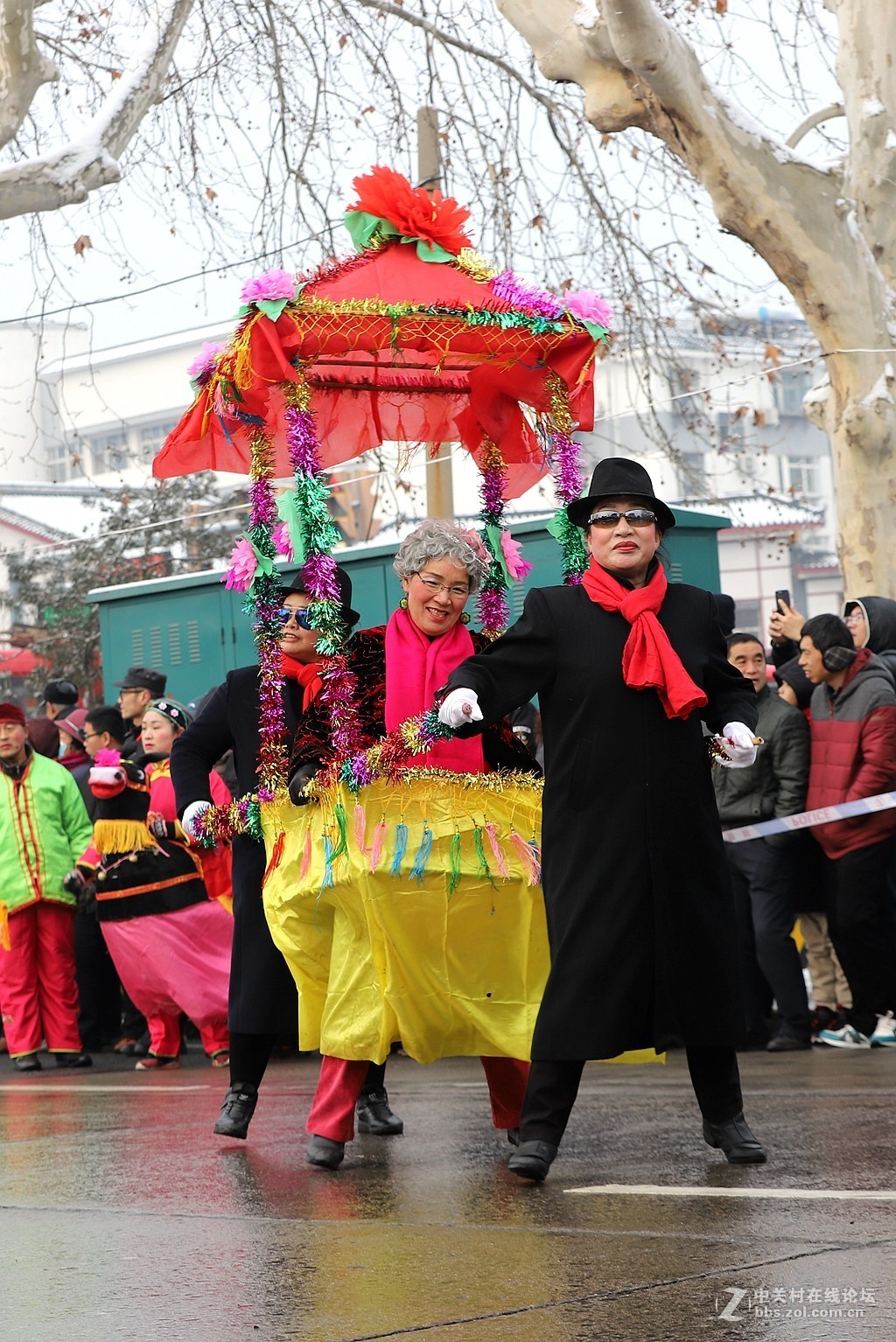 献给众位老哥的老姐姐图