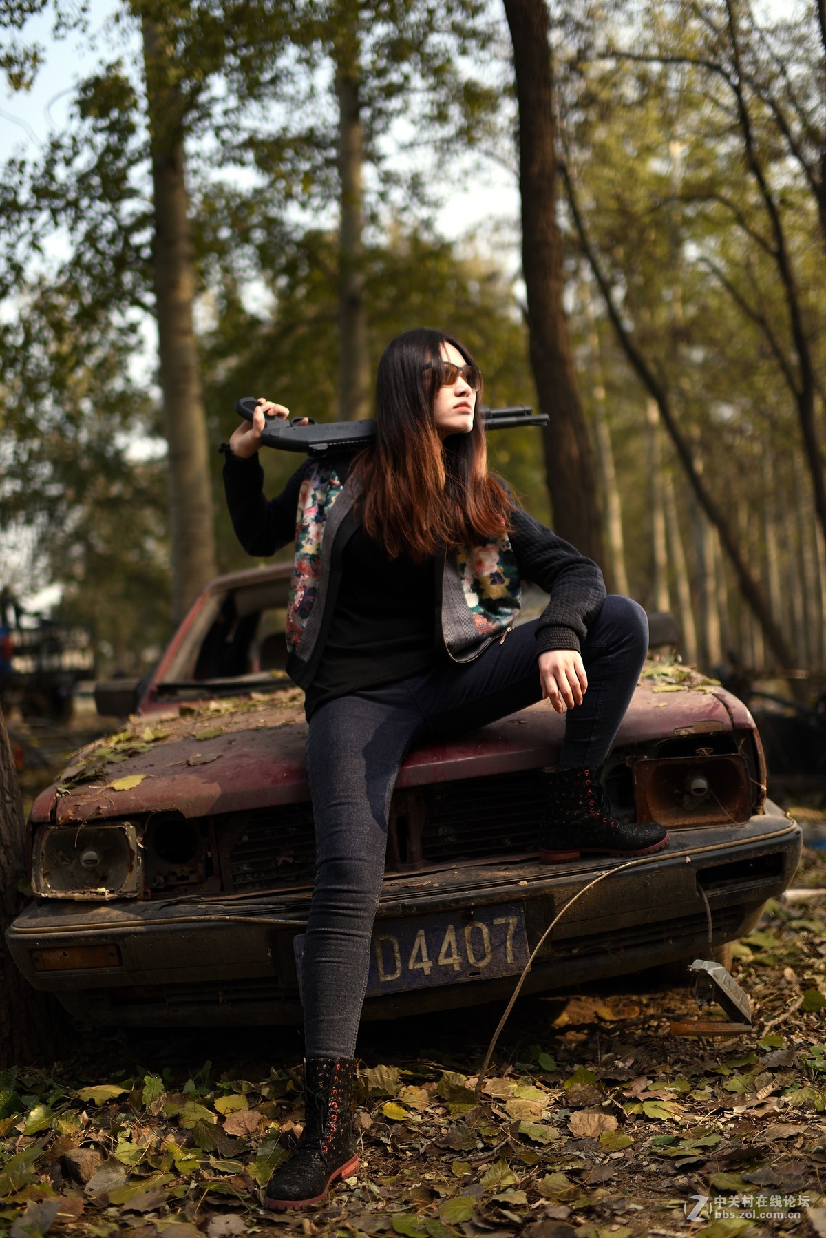 尼康3514g废车场美女人像外拍