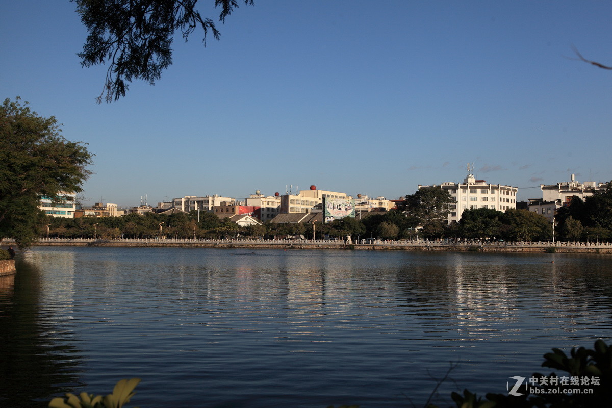 蒙自南湖的早晨