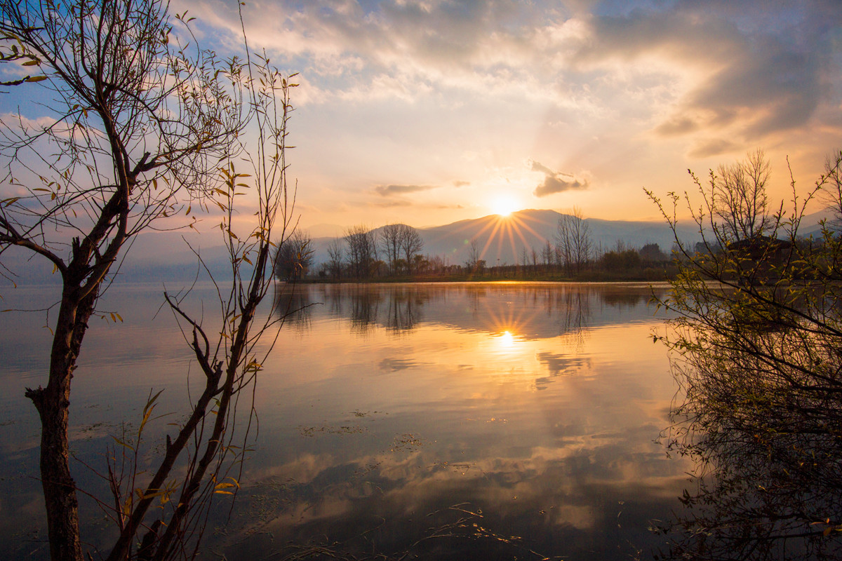 邛海晨曦（15-30拍摄）