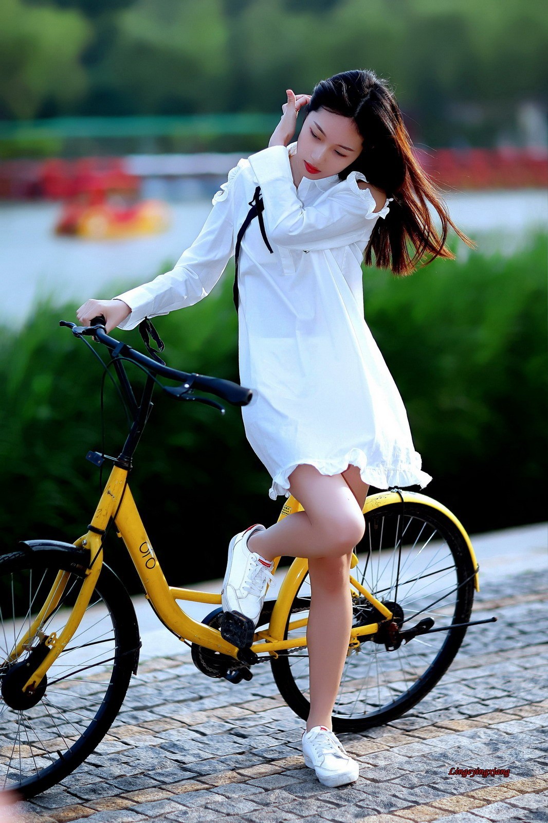 漂亮的大二女生南翠屏活动人像习拍