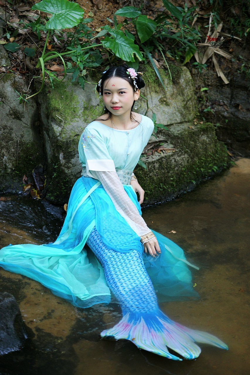 穿越落水汉服美人鱼洛离